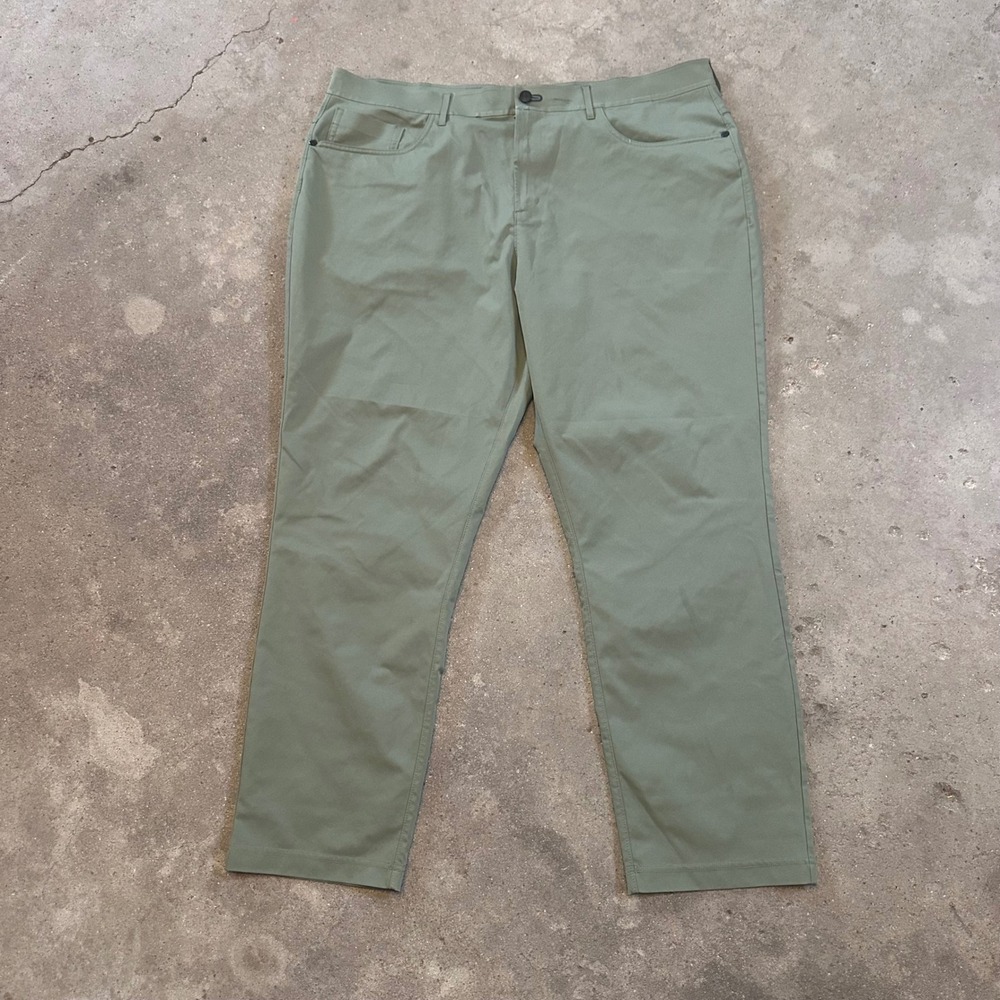 Public Rec Workday Pant Men 40x30 Olive Green Straight Leg 5-Pocket Performance